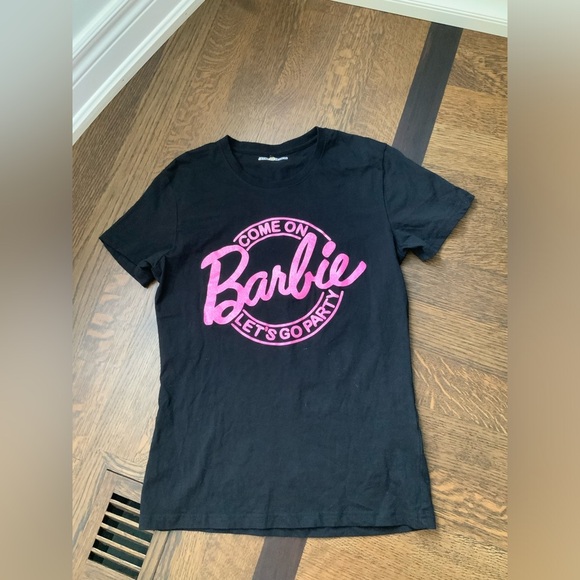BARBIE X JAYNE FASHION Glitter Pink Scoop Neck Black T-Shirt Women’s Size Small - Picture 8 of 13